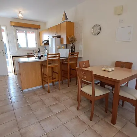 Апартаменты Yialos Cozy Beach House