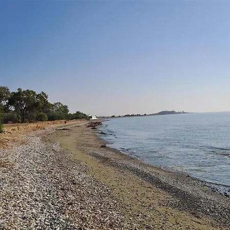 Yialos Cozy Beach House Apartment *