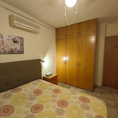 Yialos Cozy Beach House Апартаменты Ларнака