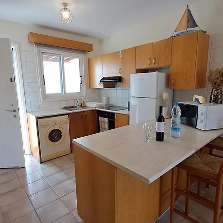 Yialos Cozy Beach House