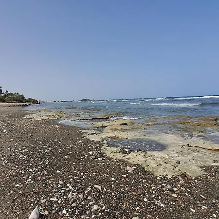 Yialos Cozy Beach House *