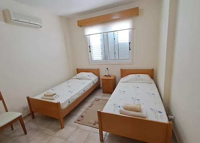 Yialos Cozy Beach House Appartement Larnaca