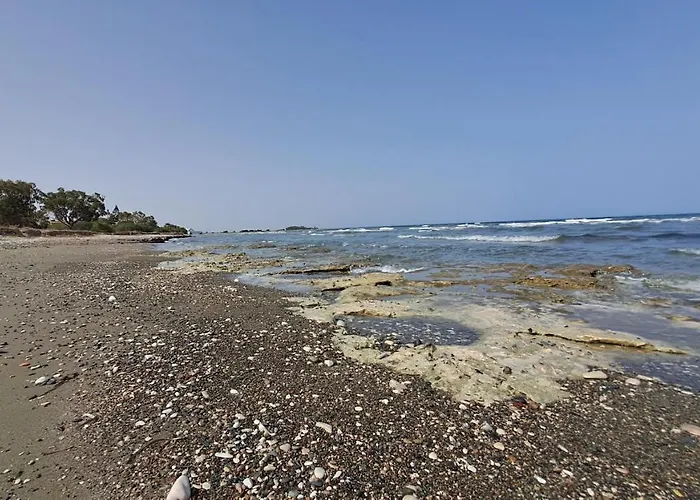 Yialos Cozy Beach House *